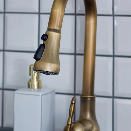 Peegel In Center Free Parking تالين