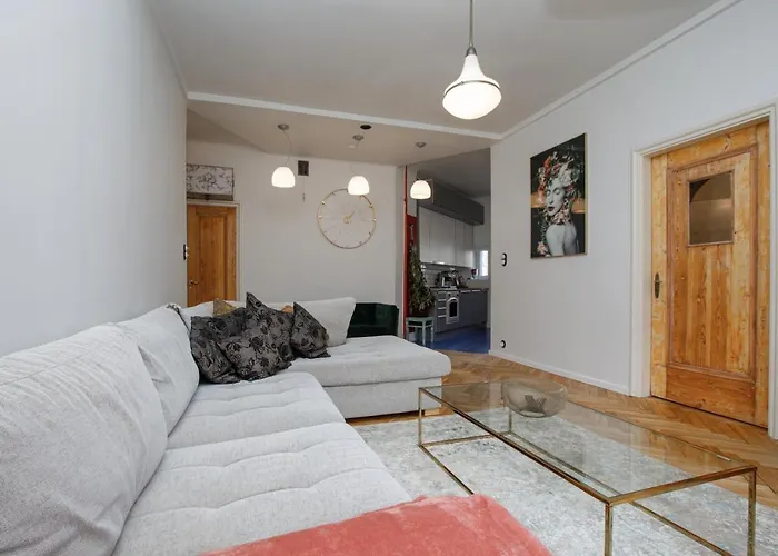 Peegel In Center Free Parking Апартаменты *